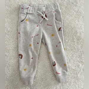 Old Navy Light Gray Joggers with Sun Detail